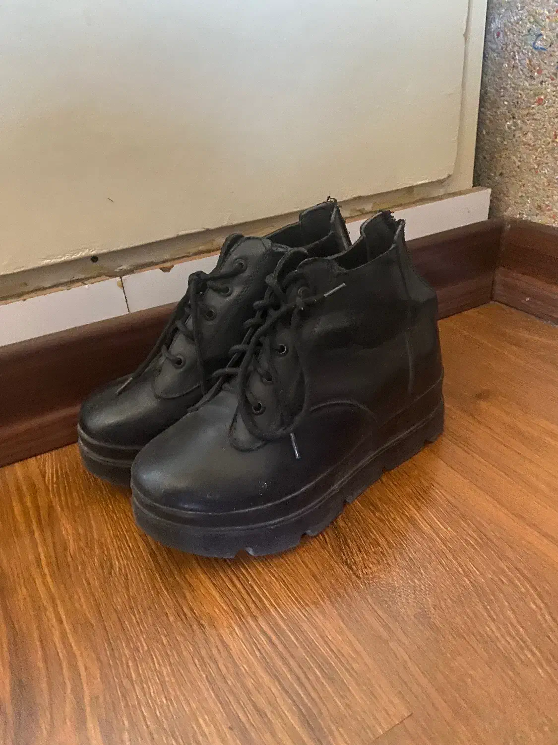 بوت یا کفش دخترونه و زنانه سایز ۳۷|کیف، کفش، کمربند|فردیس, شهرک ناز|دیوار