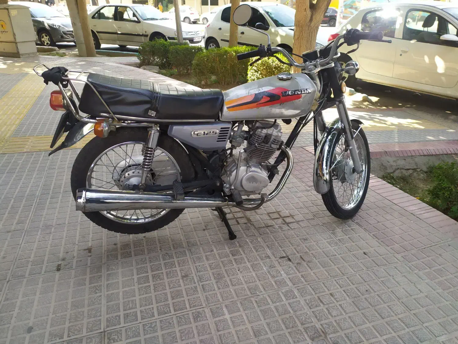 هوندا ۱۲۵ چراغ گرد|موتورسیکلت|اصفهان, سیچان|دیوار