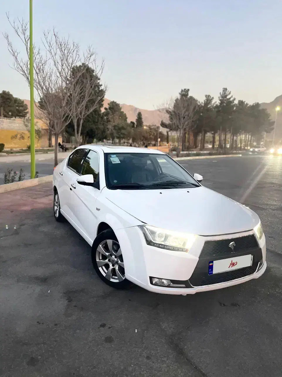 دنا پلاس|خودرو سواری و وانت|فولادشهر, فولادشهر|دیوار