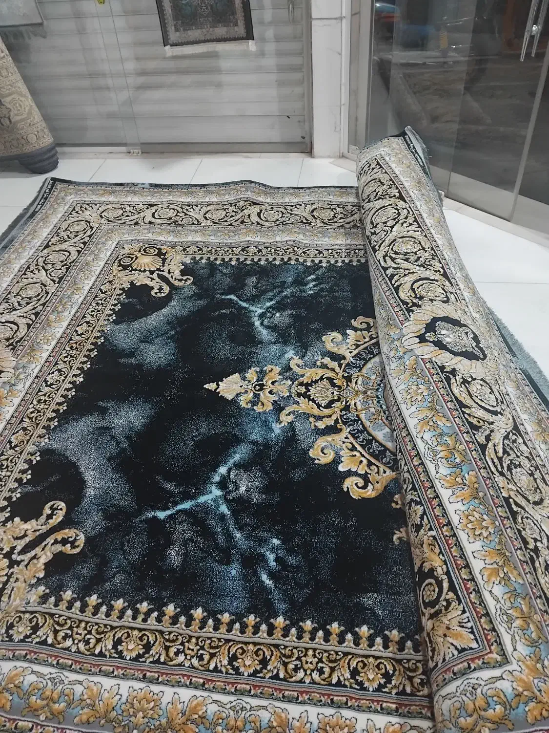 سرای گل مهر فرش 12متری حسام بصورت چکی بیا خرید کن|فرش|اصفهان, آزادگان|دیوار