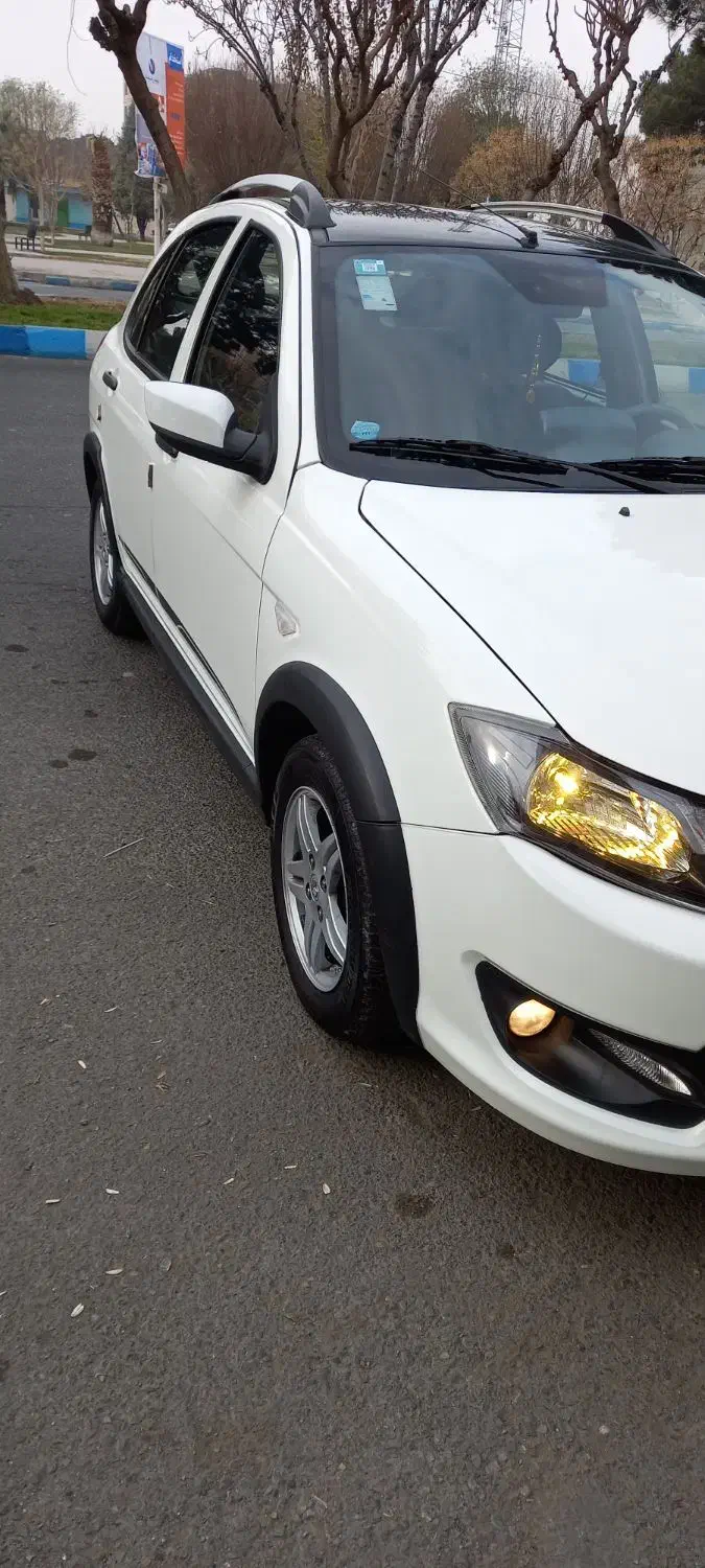 کوئیک SRبی رنگ|خودرو سواری و وانت|نسیمشهر, |دیوار