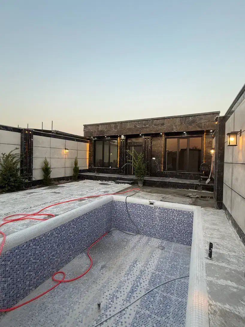 ۲۰۰متر باغ ویلای نقلی/استخرچهارفصل/ تاخودملک اسفال|فروش خانه و ویلا|شهریار, رنگرز|دیوار