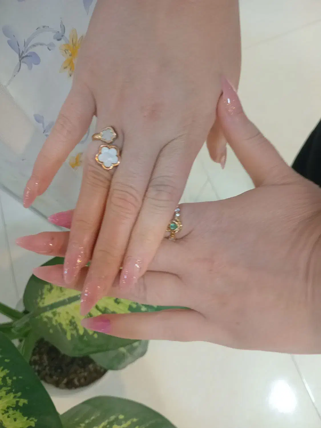 مدل کاشت ناخن|خدمات آرایشگری و زیبایی|مشهد, ایثار|دیوار