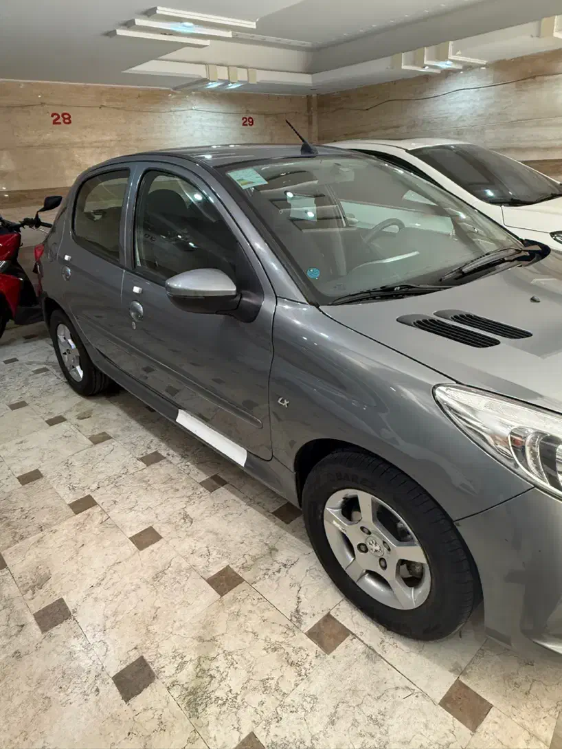 پژو ۲۰۷ مدل ۹۷|خودرو سواری و وانت|تهران, کرمان|دیوار