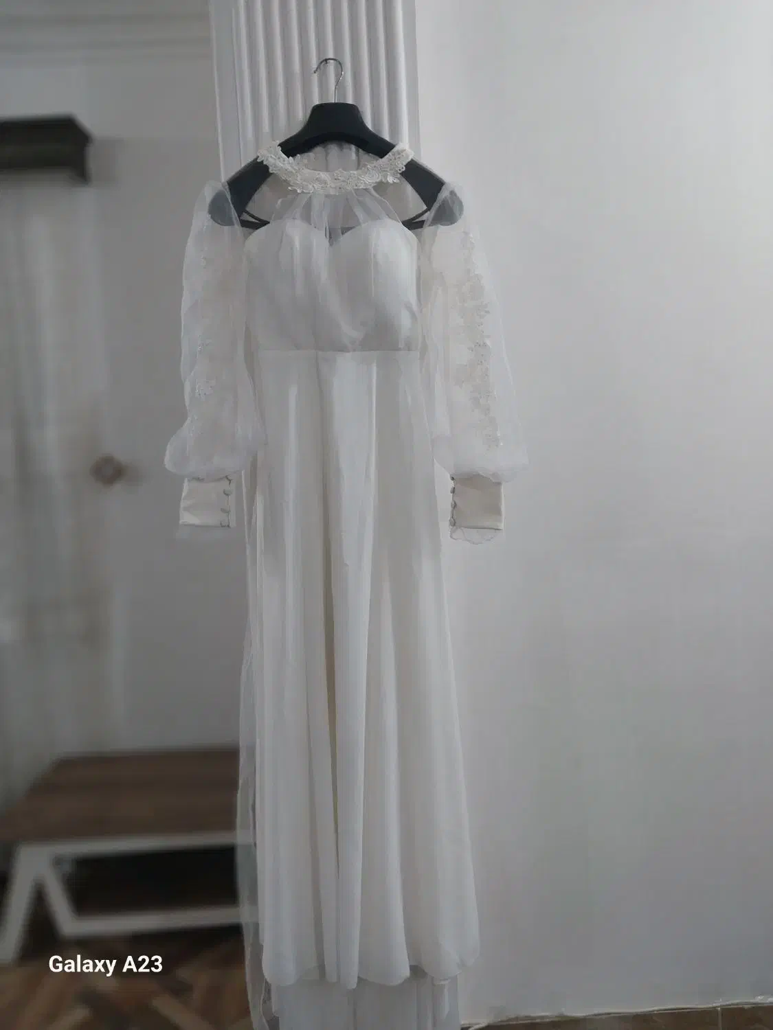 پیراهن مجلسی|لباس|خشکبیجار, |دیوار