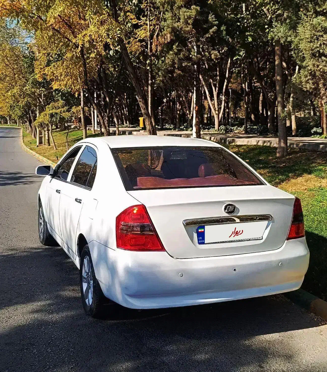 لیفان ۶۲۰ تمیز  کم کار بدون رنگ|خودرو سواری و وانت|مشهد, گرجی علیا|دیوار