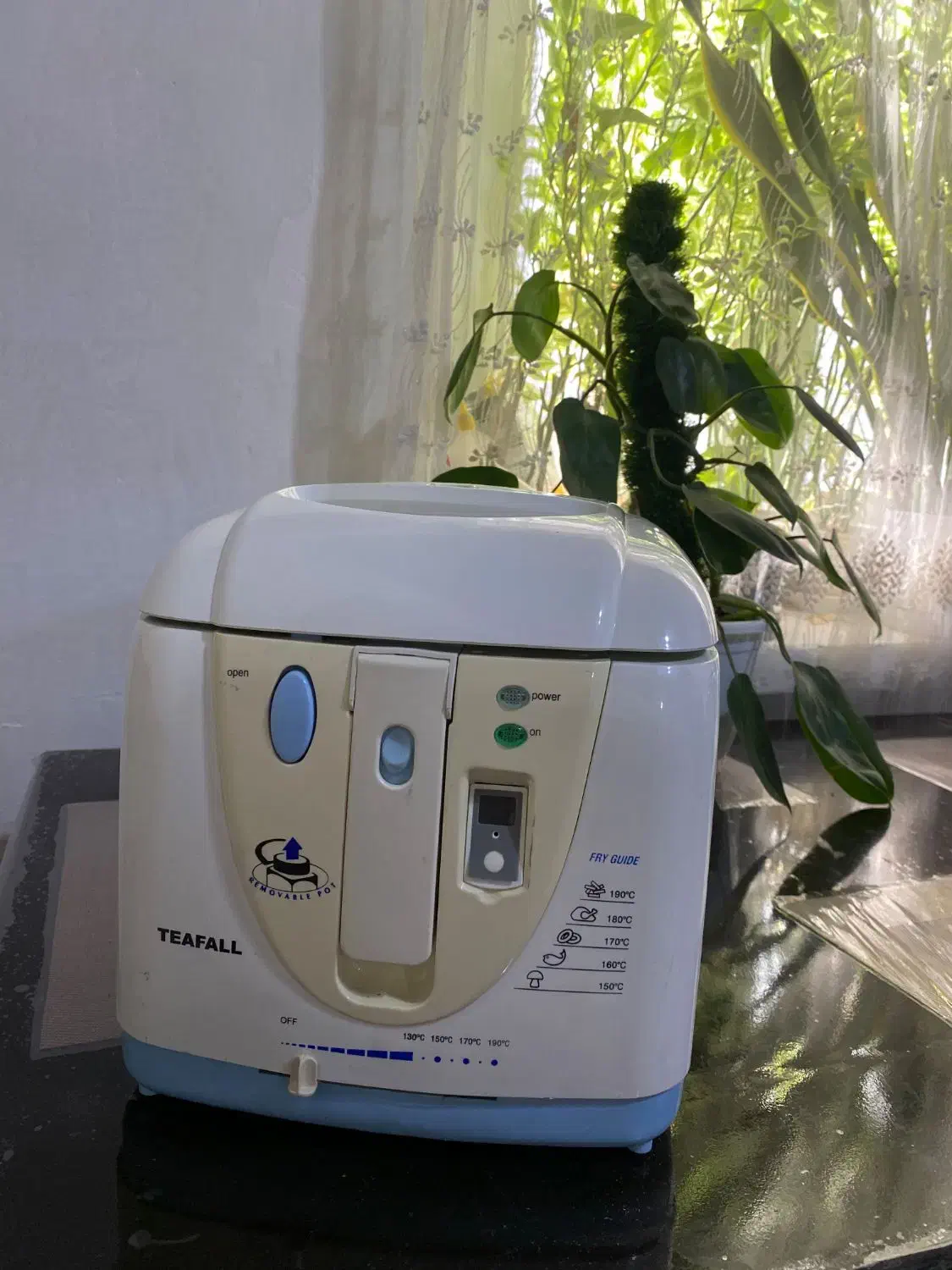 سرخ کن|سایر لوازم برقی|رشت, پاستوریزه|دیوار