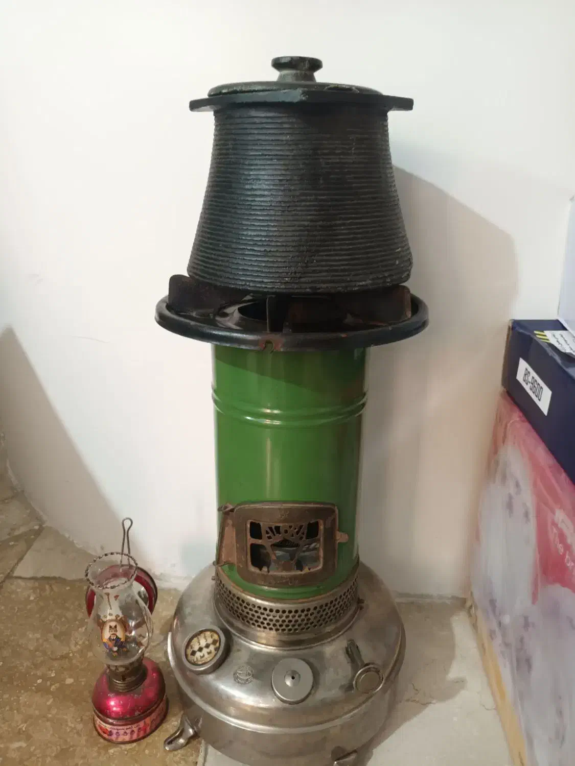 عتیقه جات|کلکسیون اشیاء عتیقه|رودهن, |دیوار