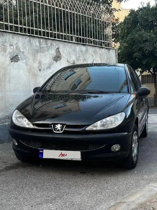 پژو ۲۰۶ تیپ ۵ مدل ۹۸ رنگ مشکی نسخه فول|خودرو سواری و وانت|گرگان, |دیوار