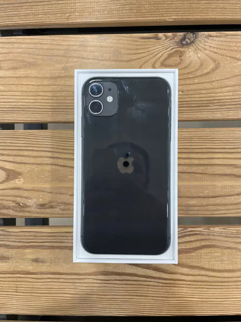 Iphone 11 normal 128 black-ایفون ۱۱ نرمال ۱۲۸ مشکی|موبایل|تهران, آجودانیه|دیوار