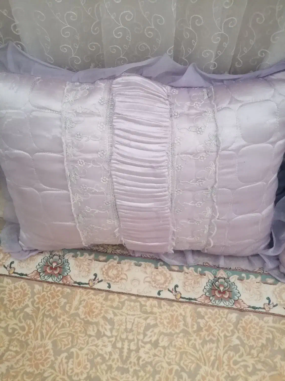 بالشت|رختخواب، بالش، پتو|بیرجند, |دیوار