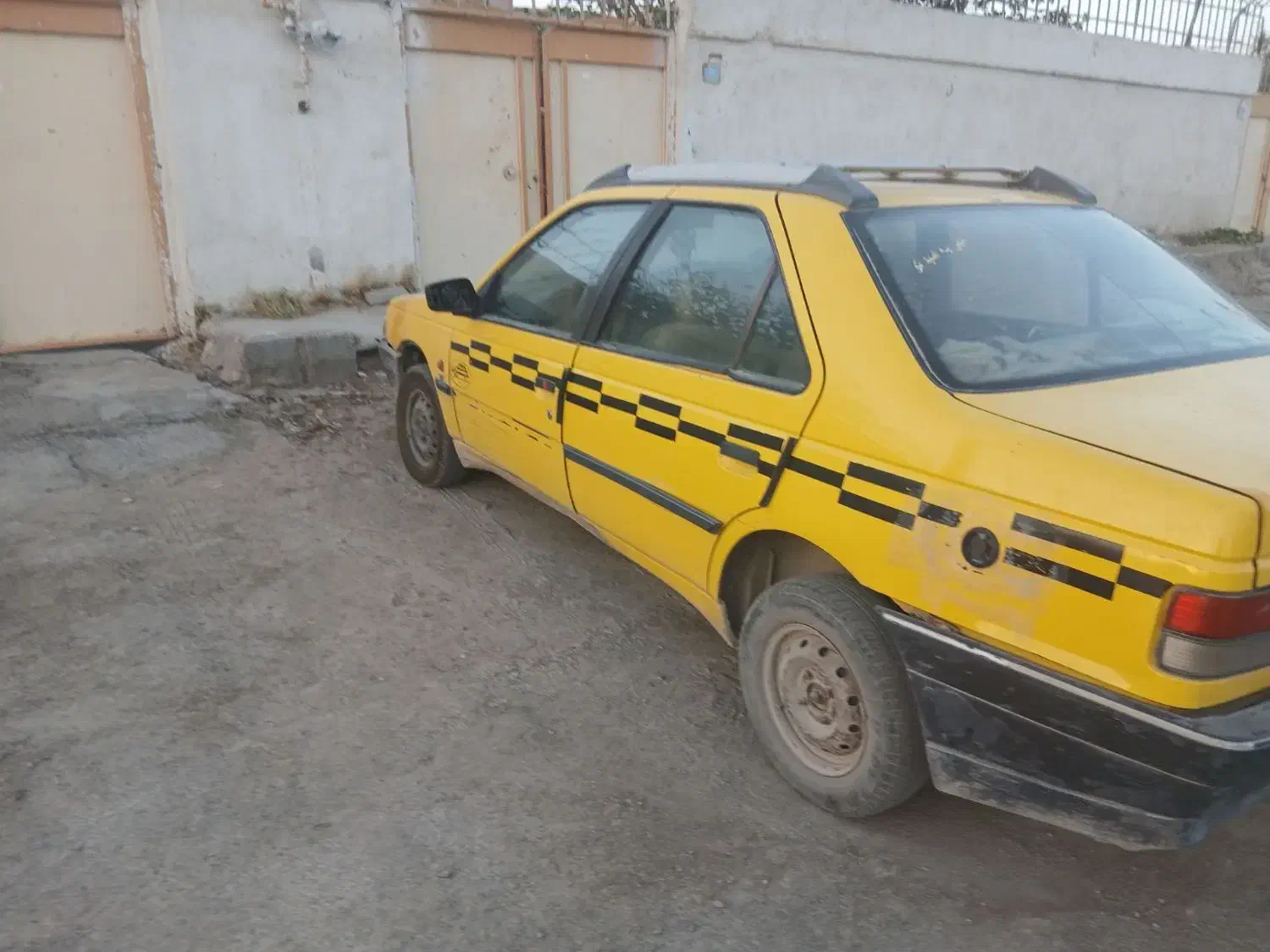 پژو روا|خودرو سواری و وانت|زاهدان, |دیوار