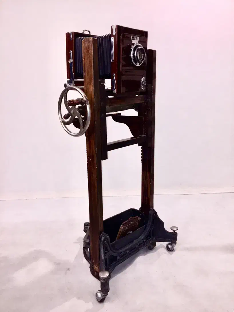 دوربین عکاسی قدیمی و عتیقه|کلکسیون اشیاء عتیقه|ارومیه, |دیوار