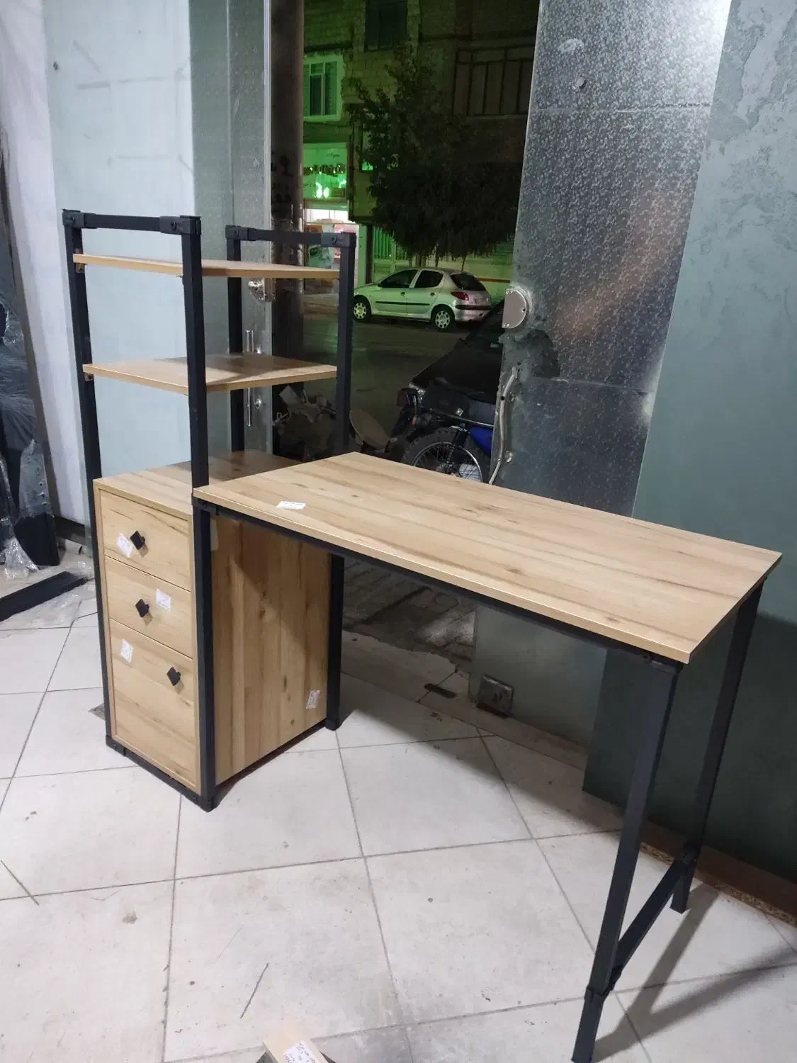 کتابخانه و میز تحریر میز کامپیوتر|میز تحریر و کامپیوتر|مشهد, نوید|دیوار