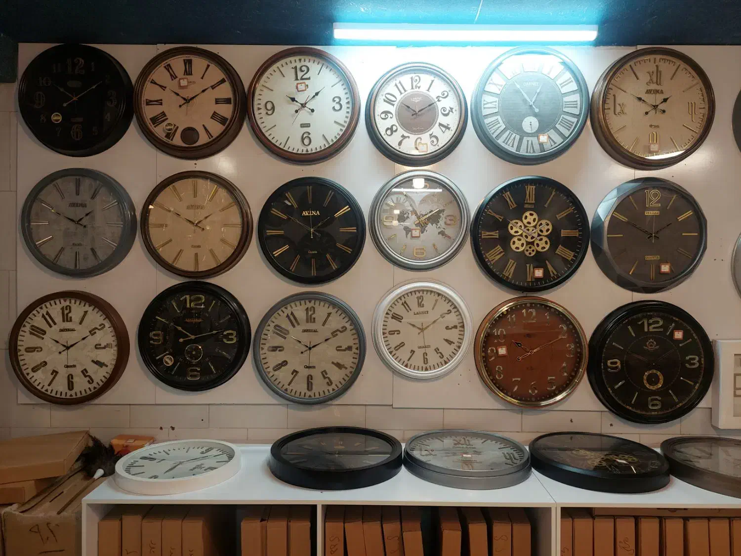 مقابل سوانح سوختگی کاوه|ساعت دیواری و تزئینی|اصفهان, پوریای ولی|دیوار