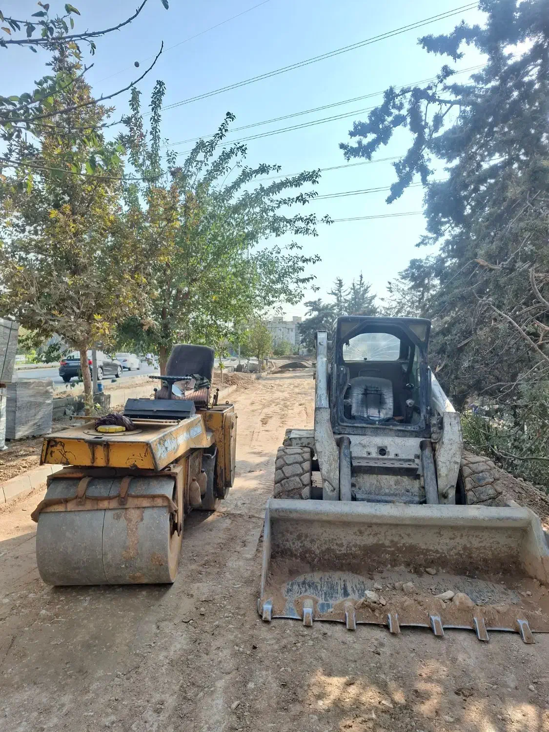 اجاره غلطک وزن۲ الی1تناژدوچرخ آهنی ماشینی کمپکی|خدمات حمل و نقل|احمدآبادمستوفی, |دیوار