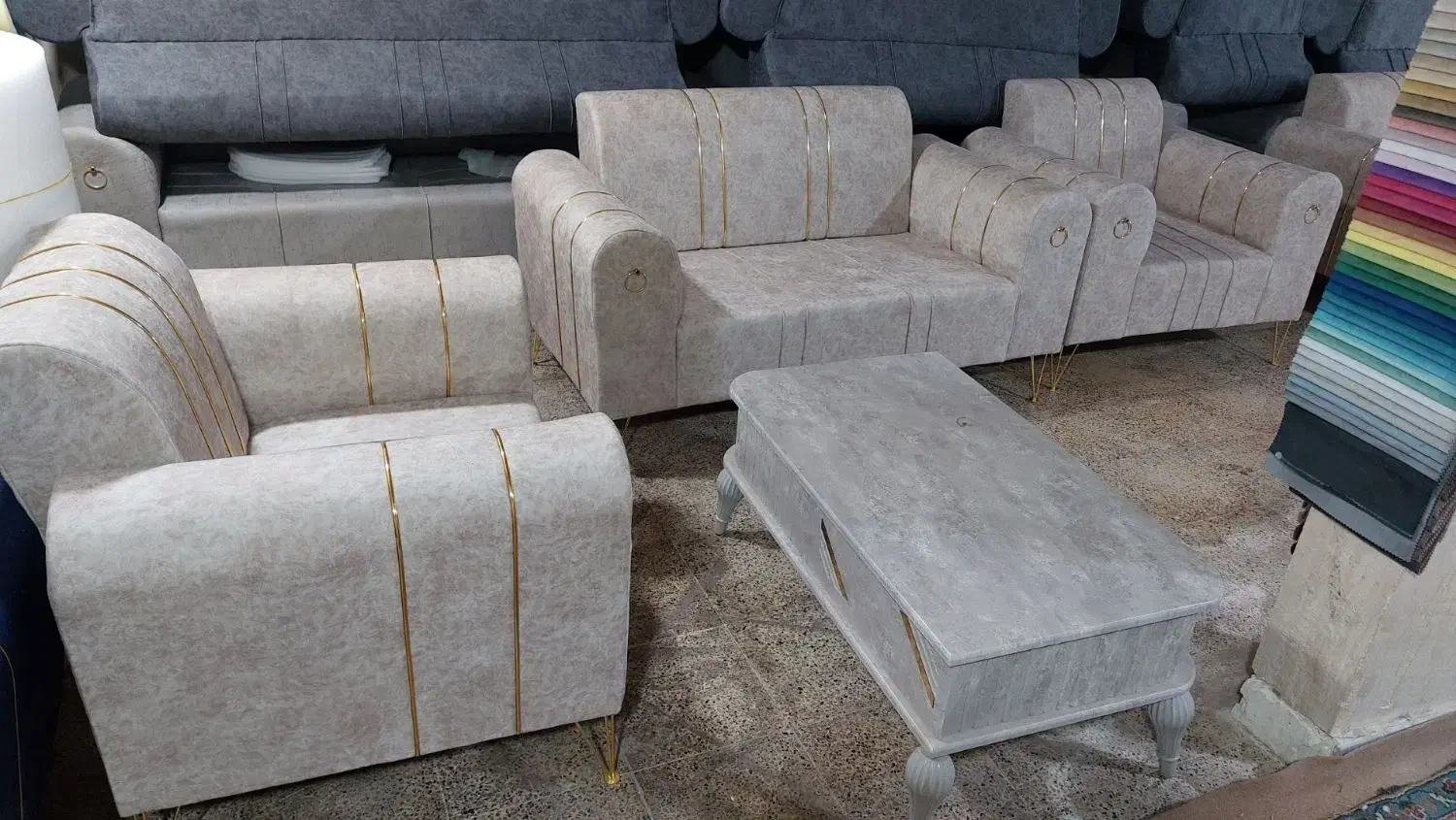 مبل راحتی و سرویس خواب سلن|مبلمان خانگی و میز عسلی|تبریز, |دیوار