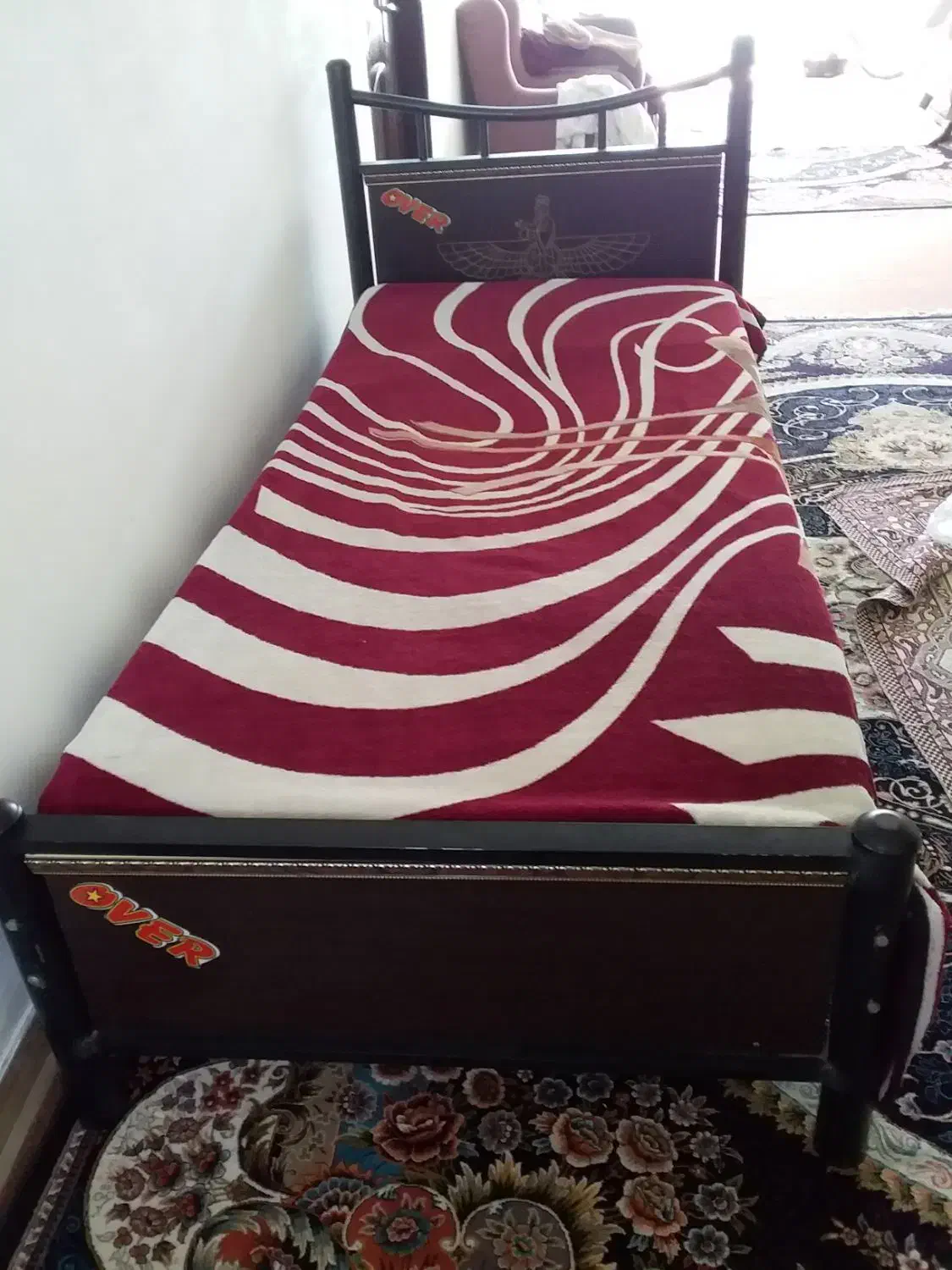 ۲ عدد تخت یکنفره سالم|تخت و سرویس خواب|نجف‌آباد, حومه نجف آباد|دیوار