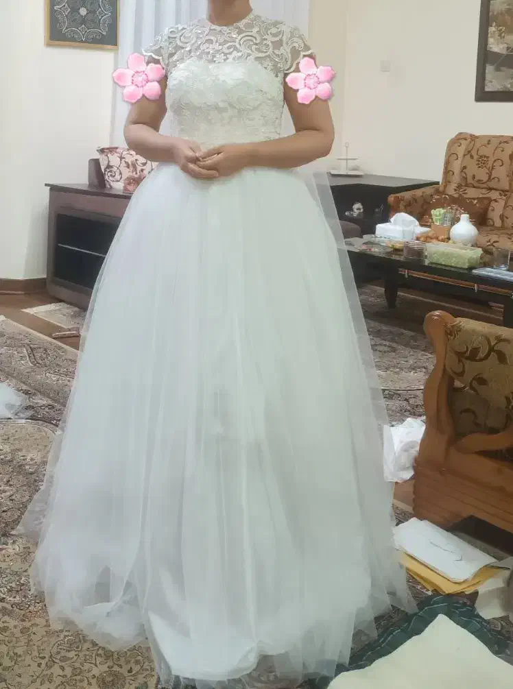 لباس عروس کاملا سالم و شیفون عروس|لباس|رشت, قاسمیه|دیوار