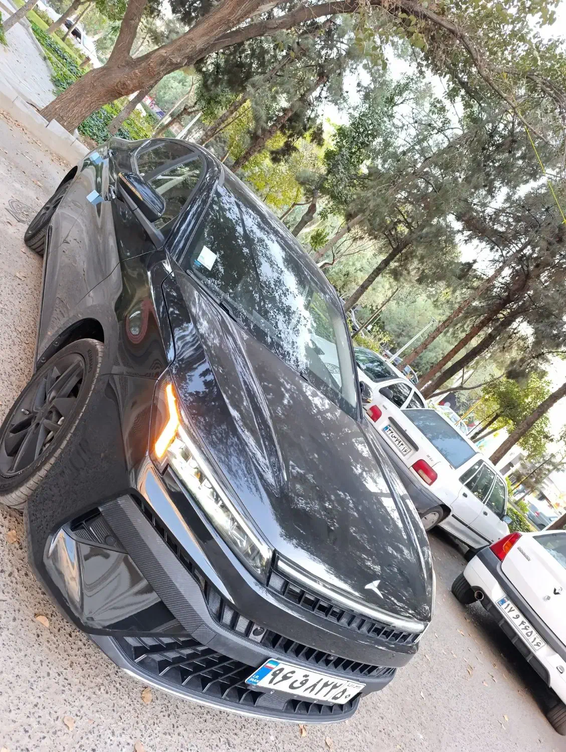 کی ام سی KMC 1402 نمایشگاه نبی ئی|خودرو سواری و وانت|قم, بنیاد|دیوار