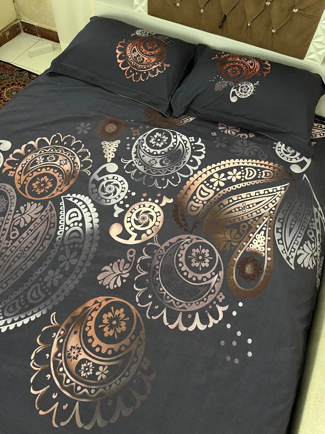 رو تختی دونفره در حد نو|سرویس روتختی|هشتگرد, شهرک ولیعصر (مصلی)|دیوار