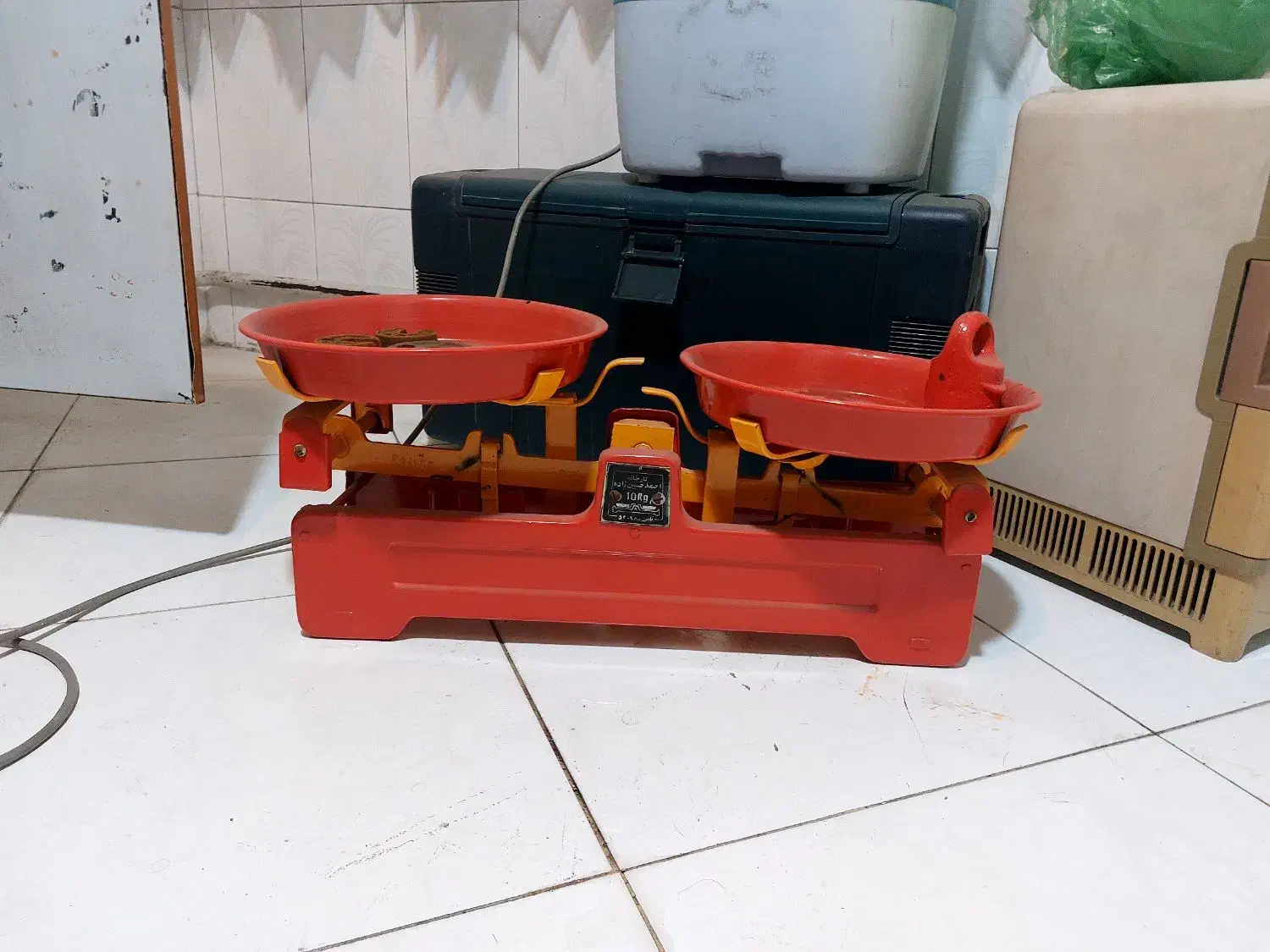 ترازو قدیمی|کلکسیون اشیاء عتیقه|تهران, جیحون|دیوار