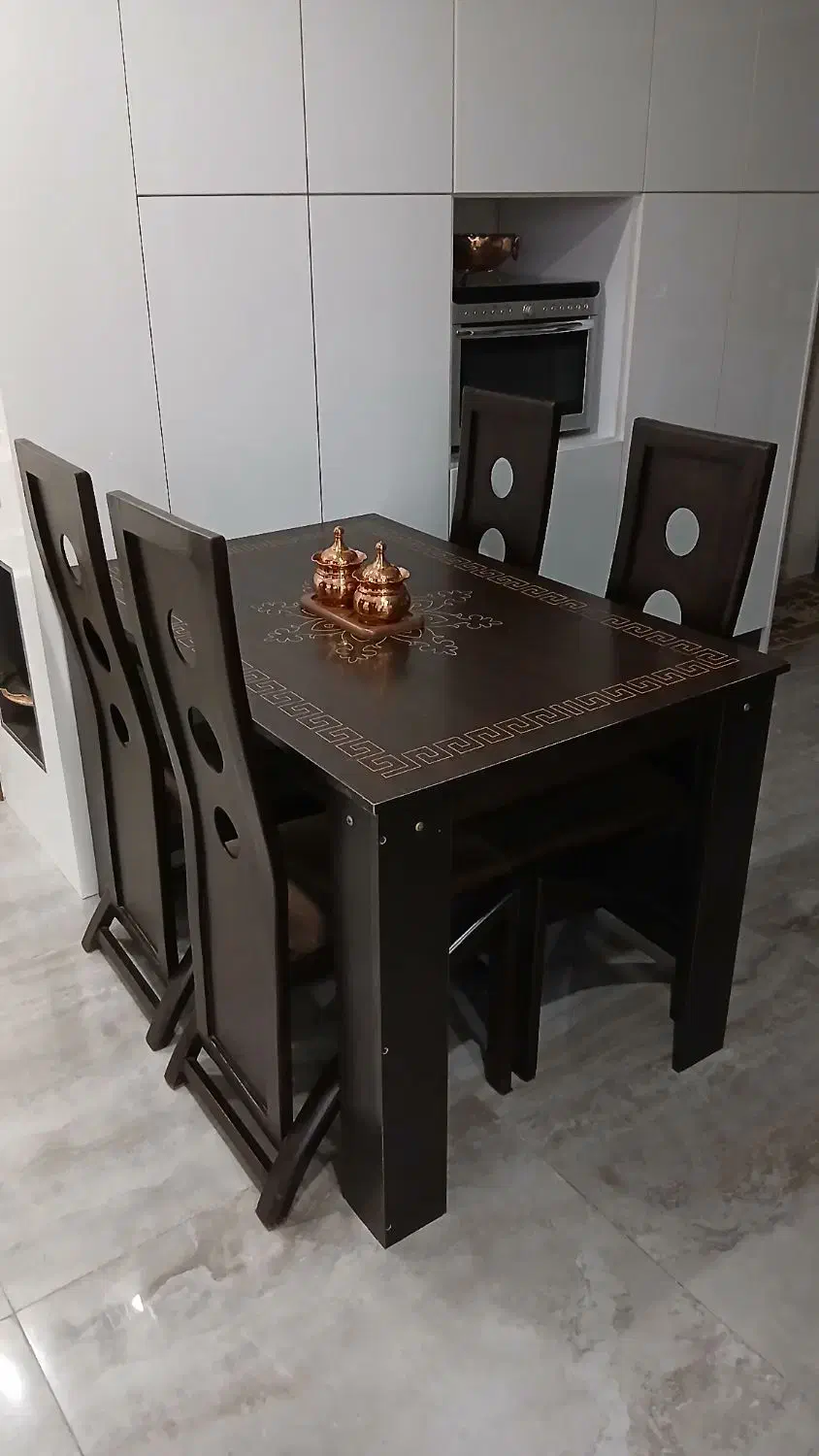 میز و صندلی غذاخوری|میز و صندلی غذاخوری|کردکوی, |دیوار