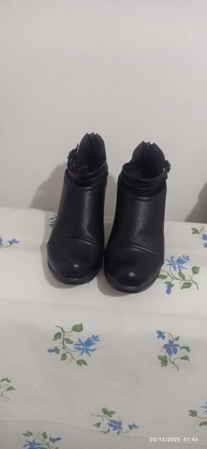 کفش ،نیم بوت طبی پشت زیپدار|کیف، کفش، کمربند|رشت, تازه آباد|دیوار