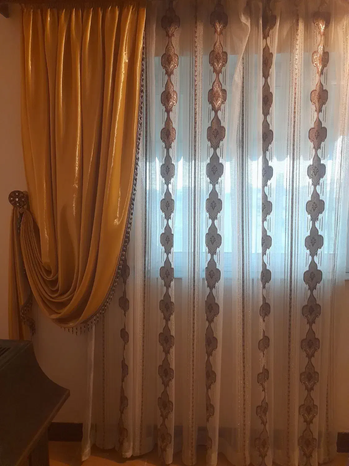 فروش پرده|پرده، رانر، رومیزی|بهنمیر, |دیوار