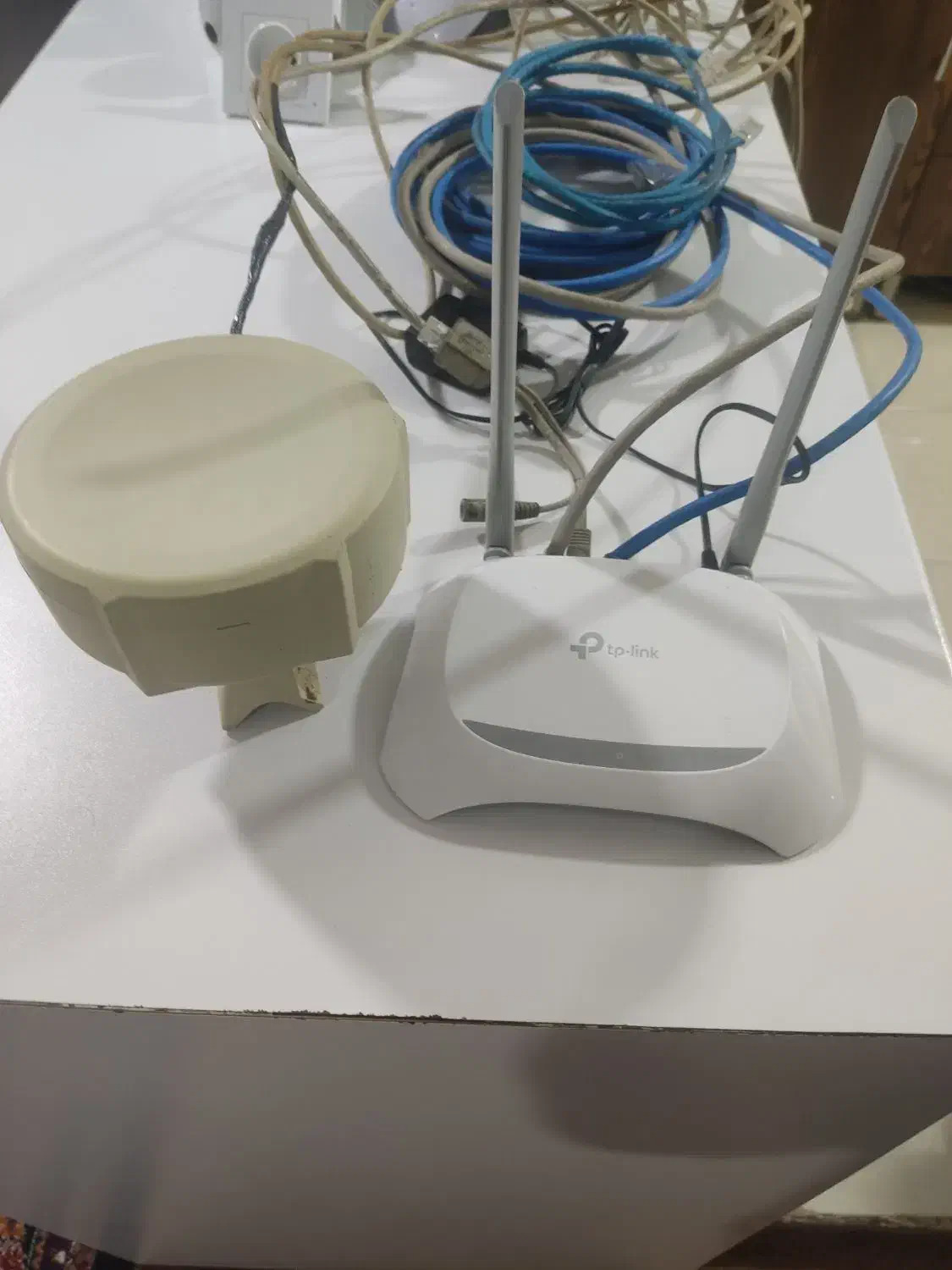 مودم و رادیو در حد نو|مودم و تجهیزات شبکه|صدرا-فارس, فاز ۱|دیوار