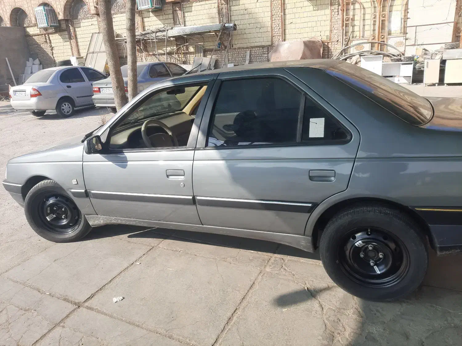 پژو ۴۰۵ مدل ۱۳۹۱|خودرو سواری و وانت|قم, نیروگاه|دیوار