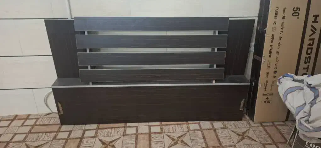 تختخواب و میز خاطره|تخت و سرویس خواب|گلپایگان, |دیوار