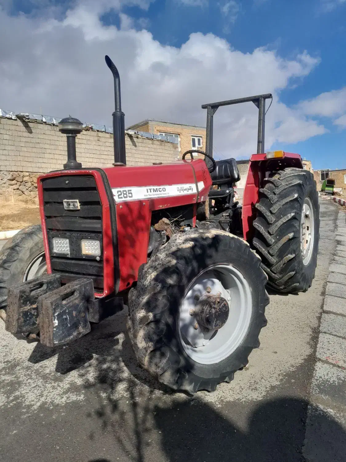 مدل ۹۰ جفت کارخانه درحد|خودرو سنگین|دیواندره, |دیوار