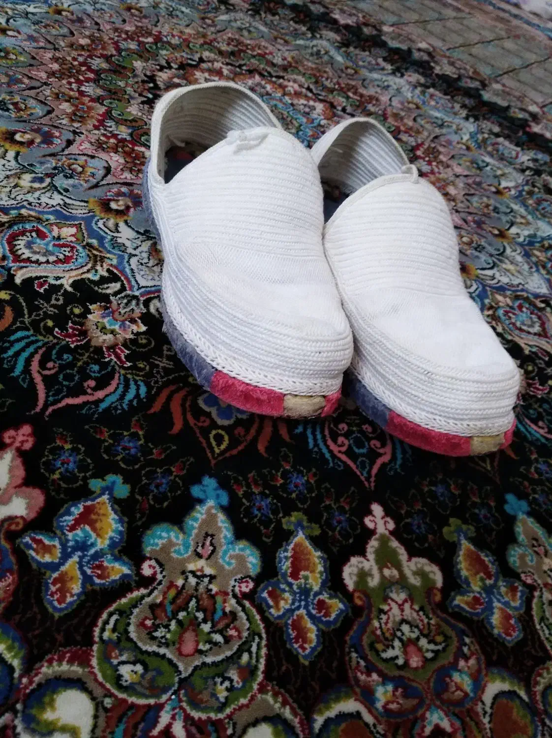 گیوه سنندج|کیف، کفش، کمربند|الوند, |دیوار