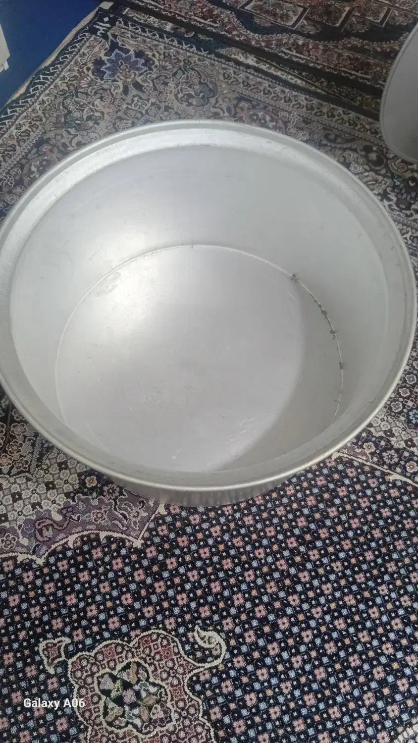 قابلمه روحی|ظروف پختوپز|مشهد, خواجه ربیع|دیوار