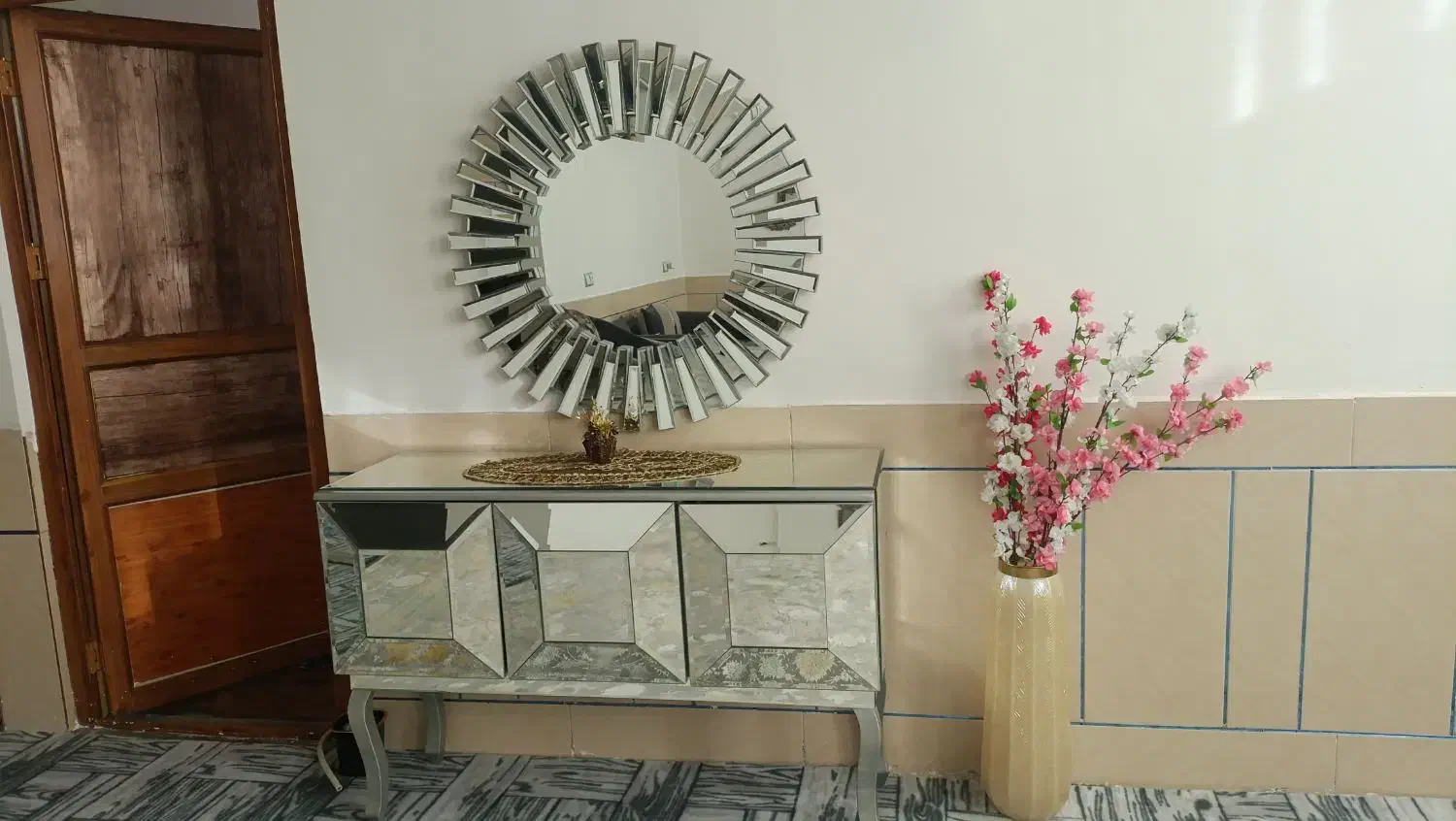 اینه کنسول آینه ای|بوفه، ویترین، کنسول|لردگان, |دیوار