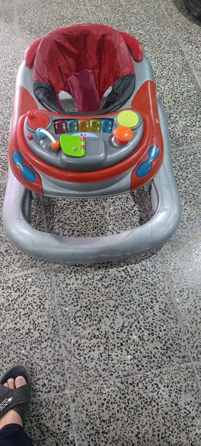 روروک|کالسکه و لوازم جانبی|شیراز, سرو|دیوار