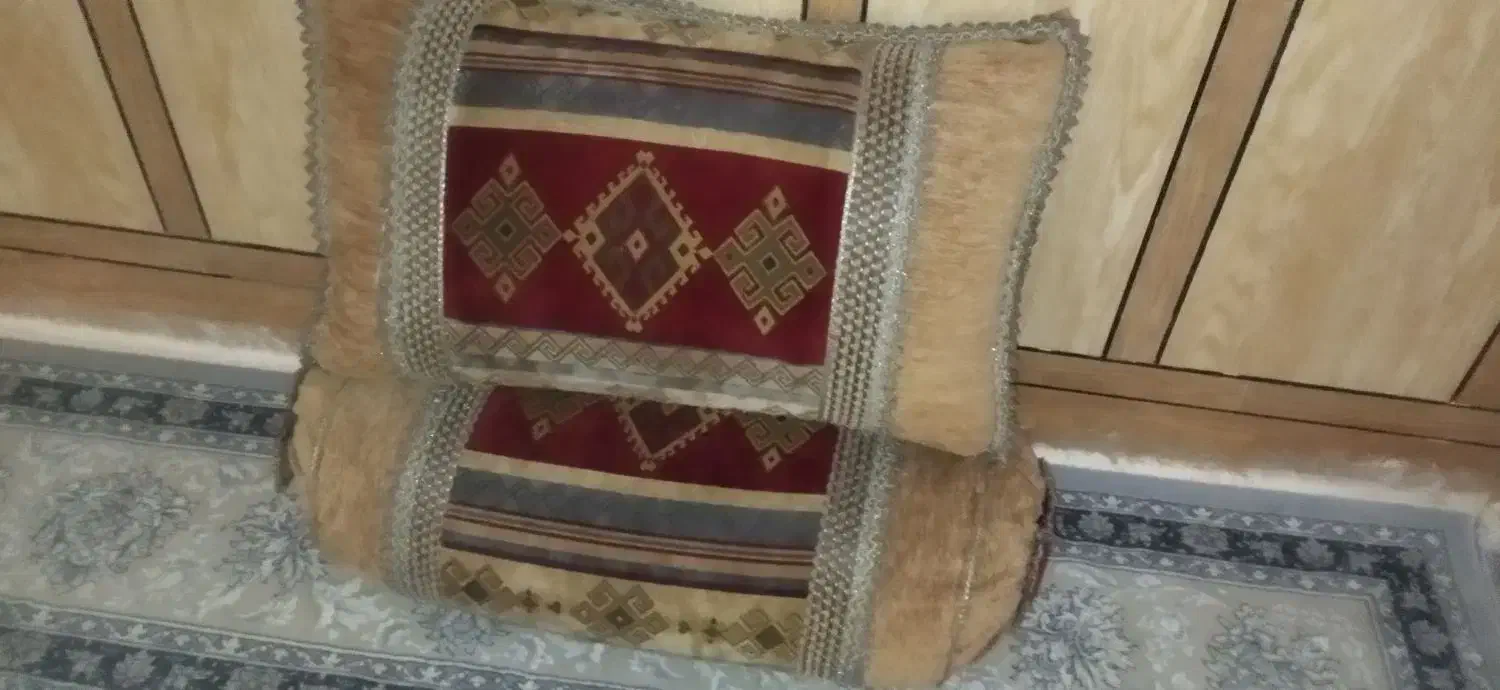 فروش ده عدد روبالشتی ده عدد روپشتی فقط سه میلیون|رختخواب، بالش، پتو|دهدشت, |دیوار