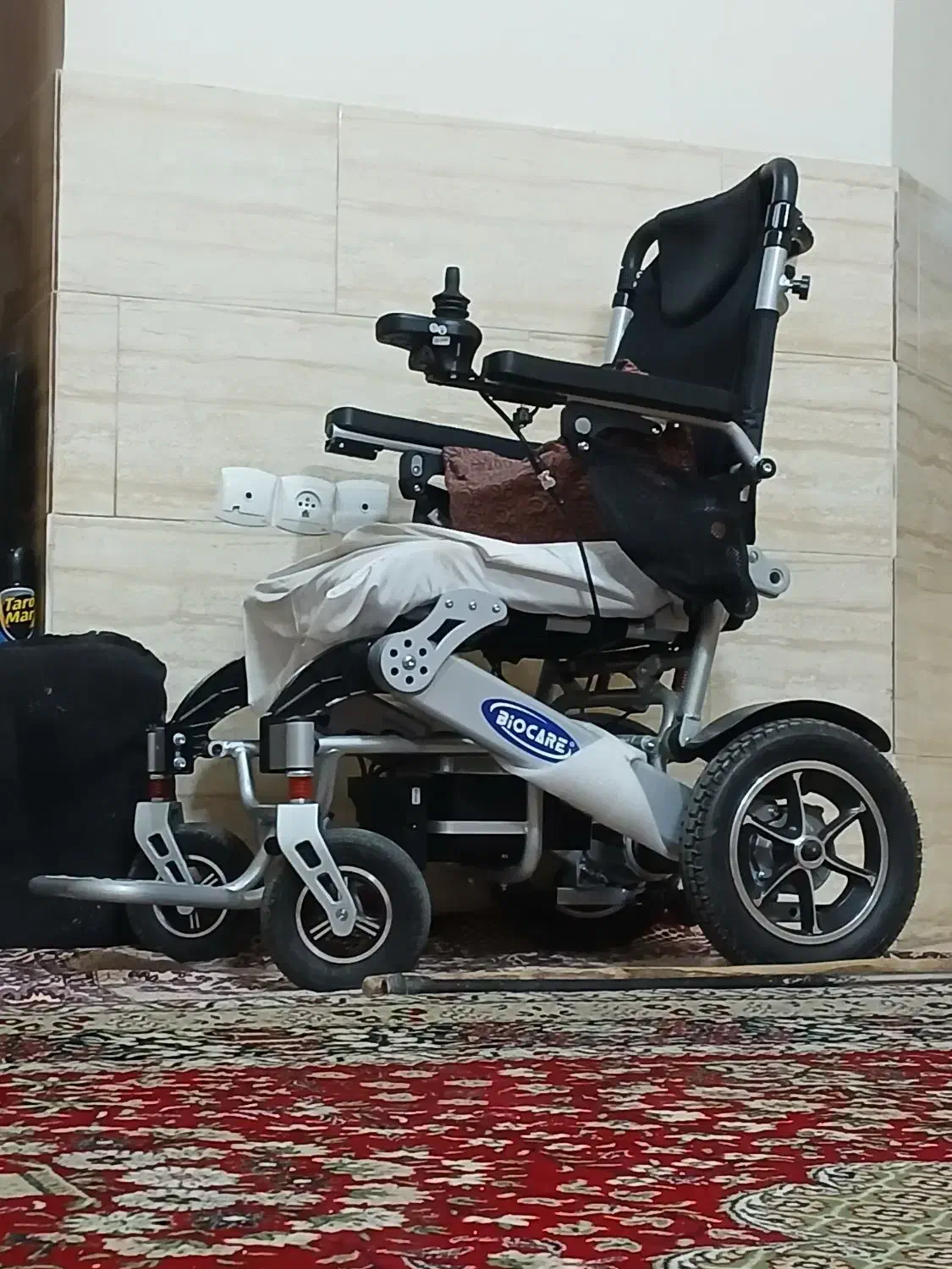 ویلچر برقی|پزشکی|تفت, |دیوار