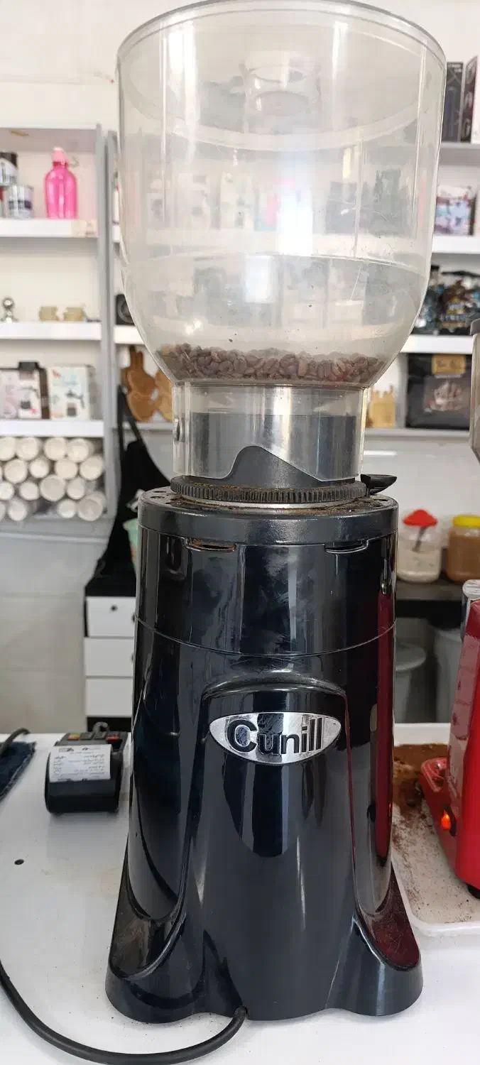 آسیاب کونیل تیغه بزرگ|کافیشاپ و رستوران|شاهینشهر, شهرک گلدیس|دیوار