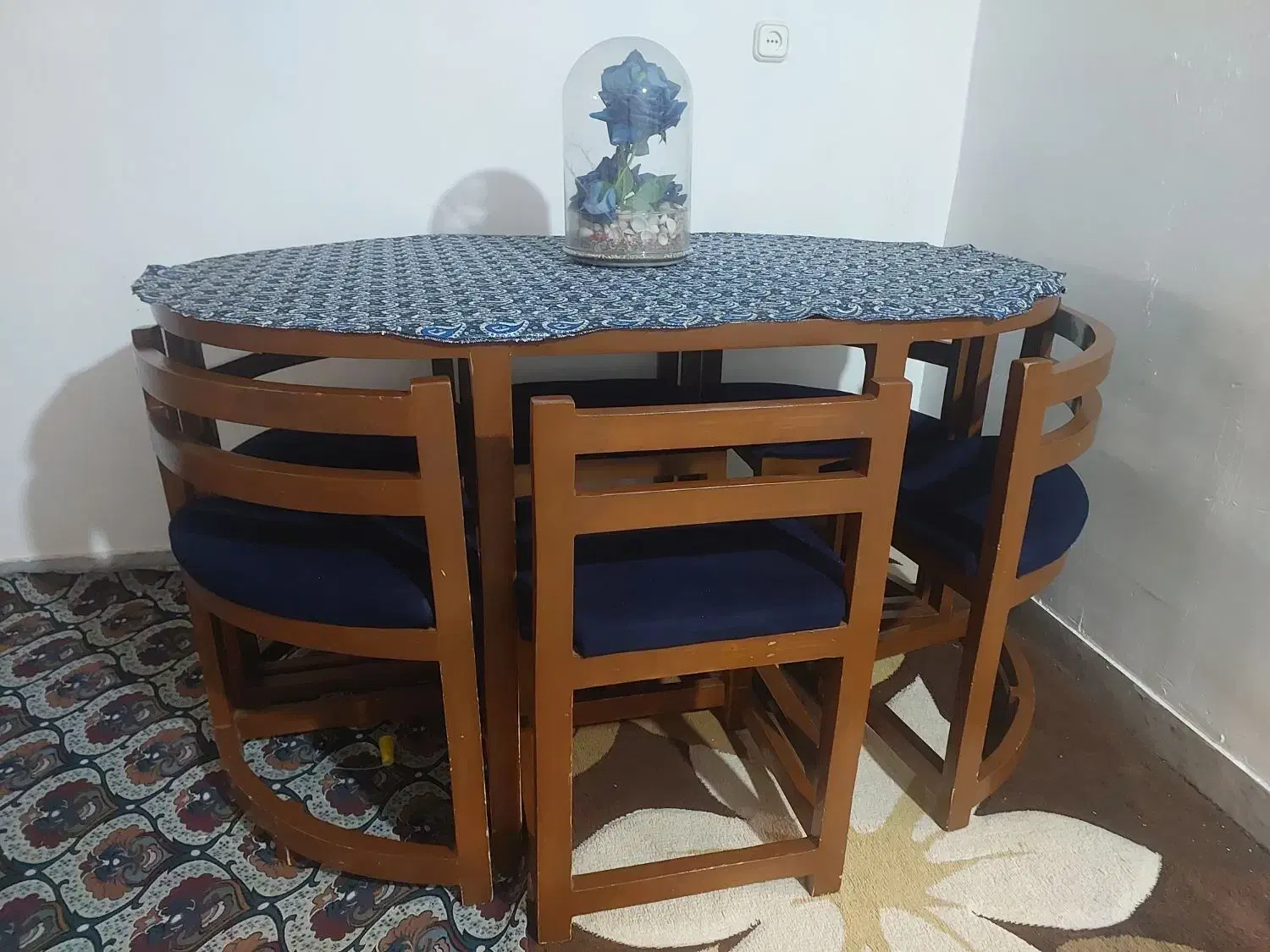 میزناهاری 6نفره خیلی کم استفاده شده|میز و صندلی غذاخوری|سمنان, |دیوار