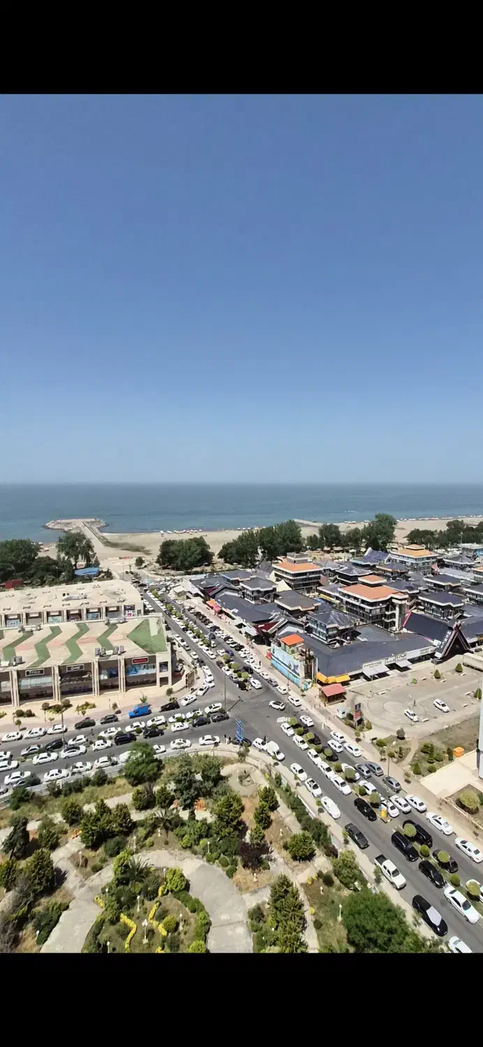 برج طاووس ۱۷۰ متر ویو دریا ط ۱۵|فروش آپارتمان|رشت, گلسار|دیوار