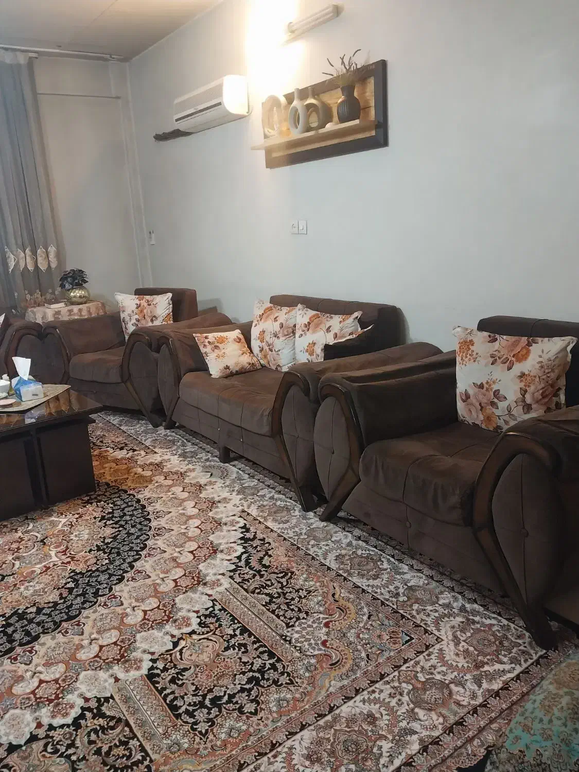 مبلمان|مبلمان خانگی و میز عسلی|فولادشهر, B4|دیوار