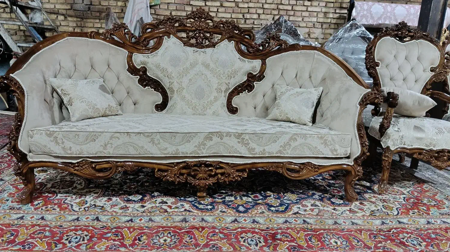 مبل نگین|مبلمان خانگی و میز عسلی|مرند, |دیوار