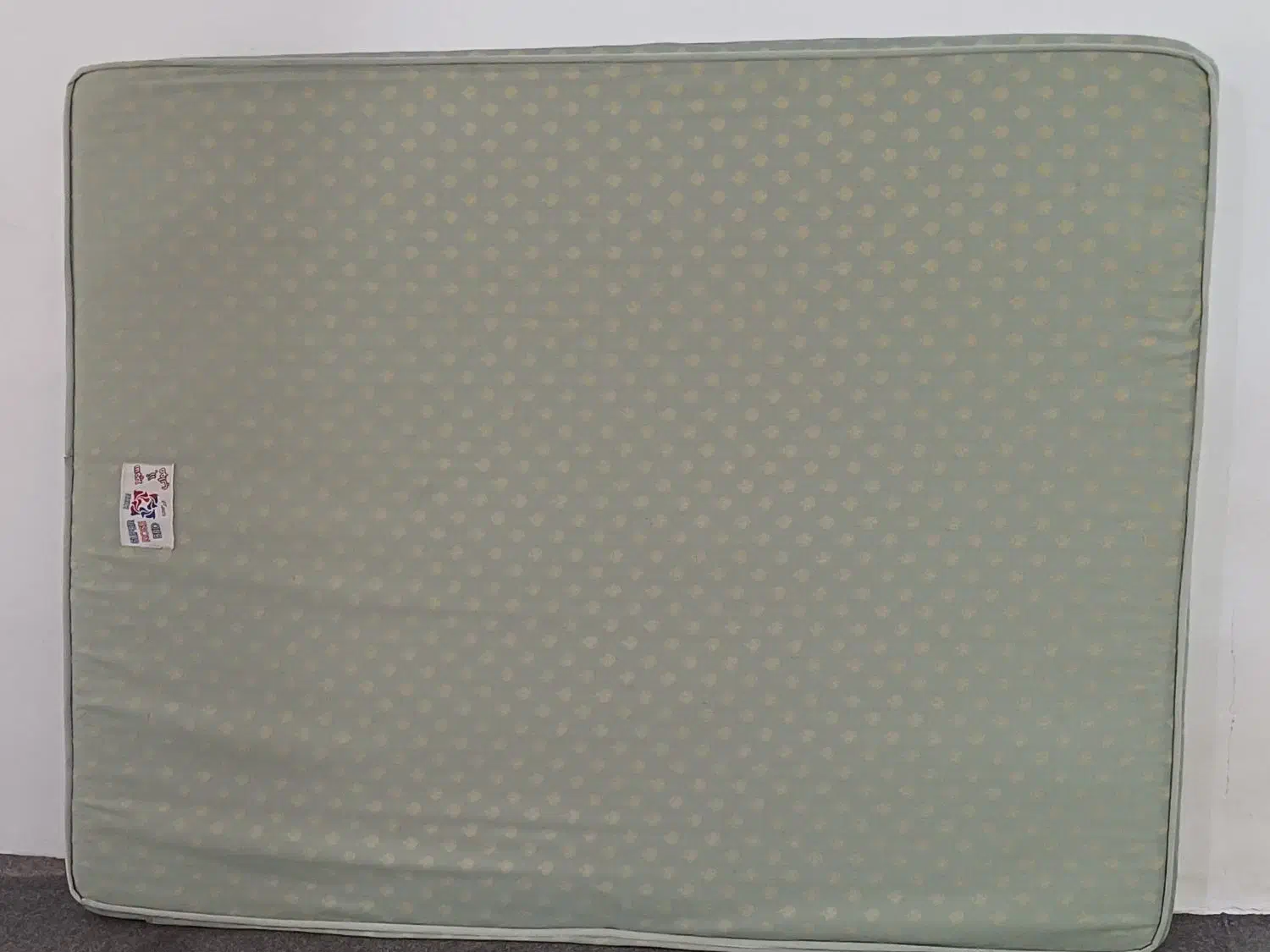 تشک طبی|تشک تختخواب|خوی, |دیوار