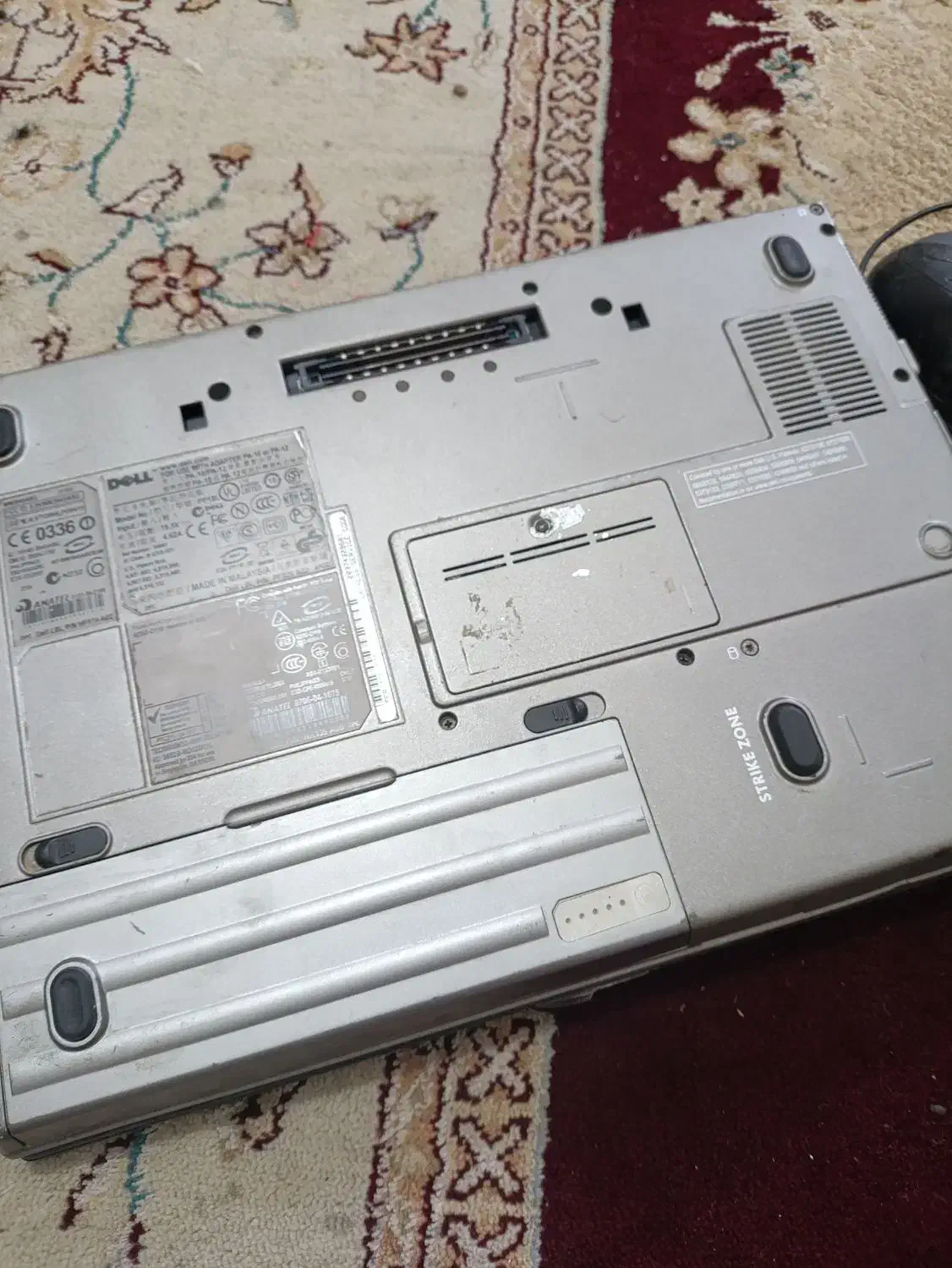 لپ تاپ دل اوراقی ۲۲۰۰۰۰۰|رایانه همراه|شیراز, ماه فیروزان|دیوار