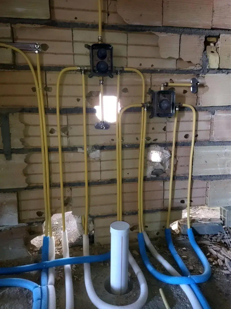 پیمانکار لوله کشی ساختمان با نیرو فعال|خدمات پیشه و مهارت|مشهد, خواجه ربیع|دیوار