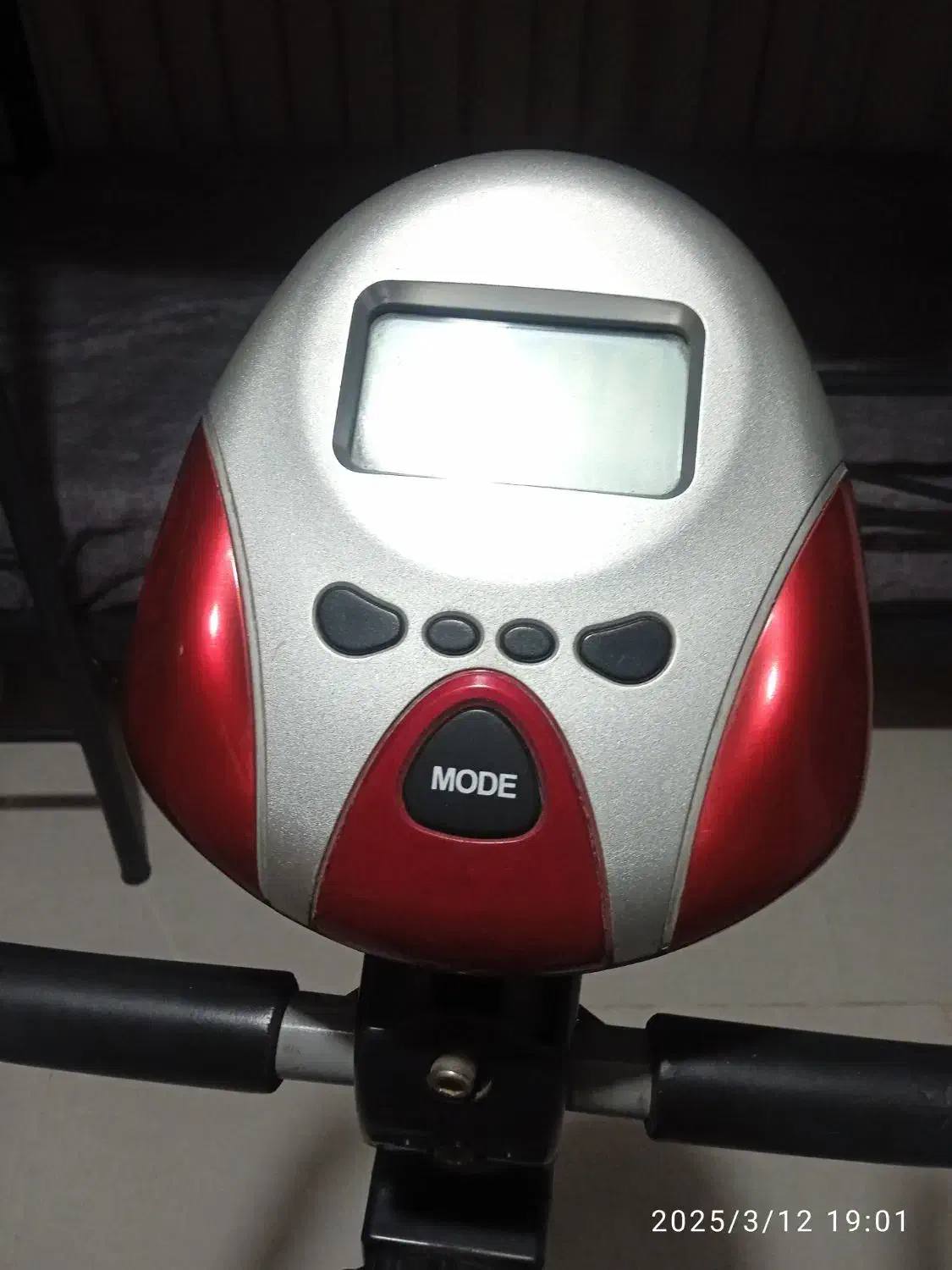 فروش تردمیل و دوچرخه ثابت|تجهیزات ورزشی|هشتگرد, فاز ۲ مهستان|دیوار