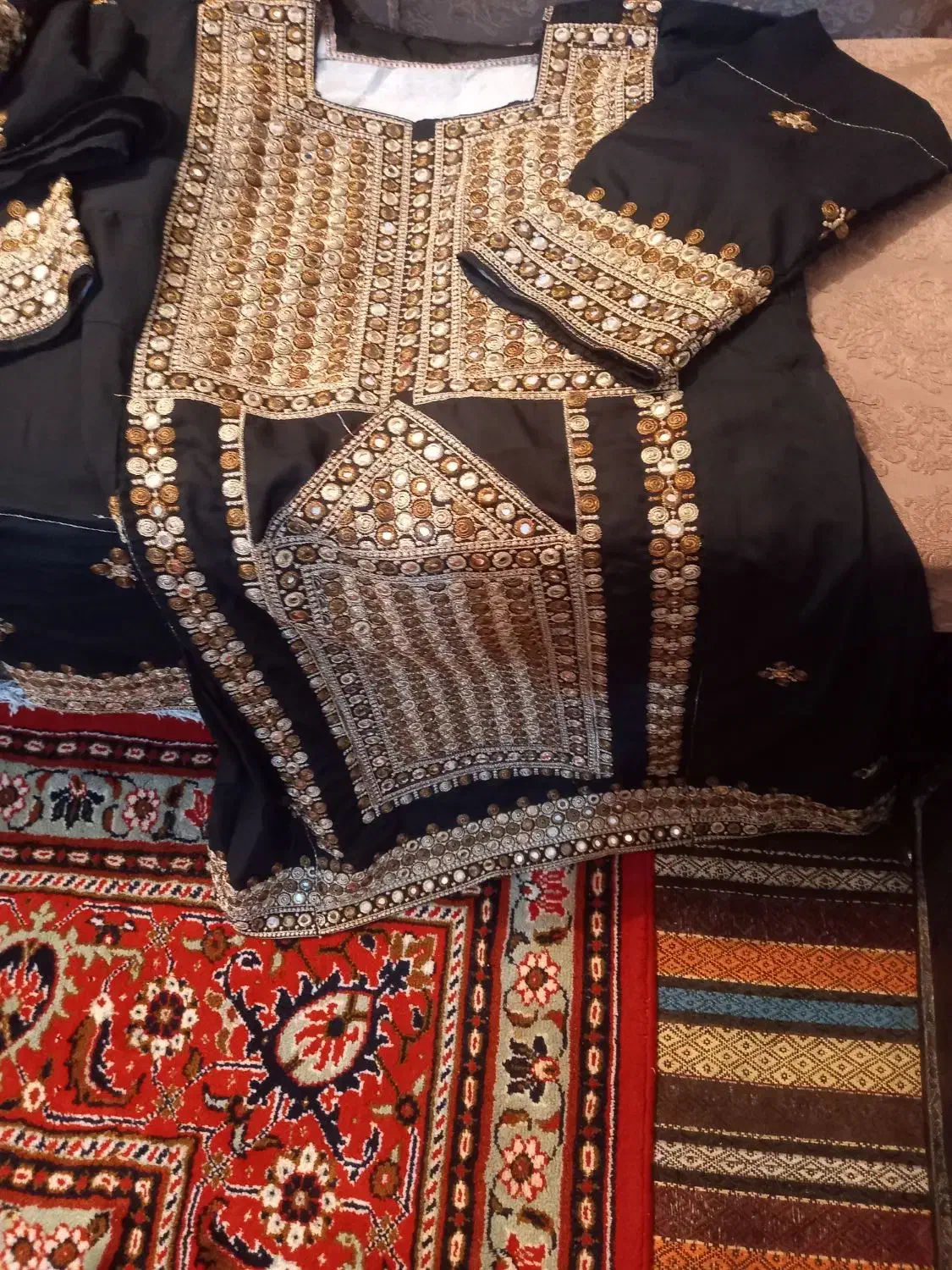 لباس بلوچی زنانه|لباس|زابل, |دیوار