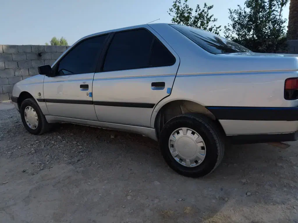 پژو ۴۰۵|خودرو سواری و وانت|جیرفت, |دیوار